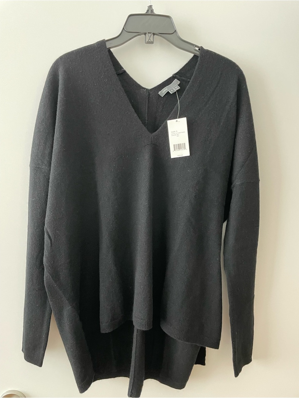 Vince Black V-Neck Women's sweater. Size S. NWT!